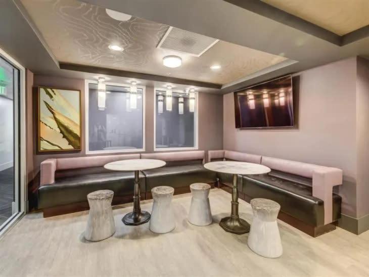 Apartment Sleek & Stylish Salt Apt Prime Loc *